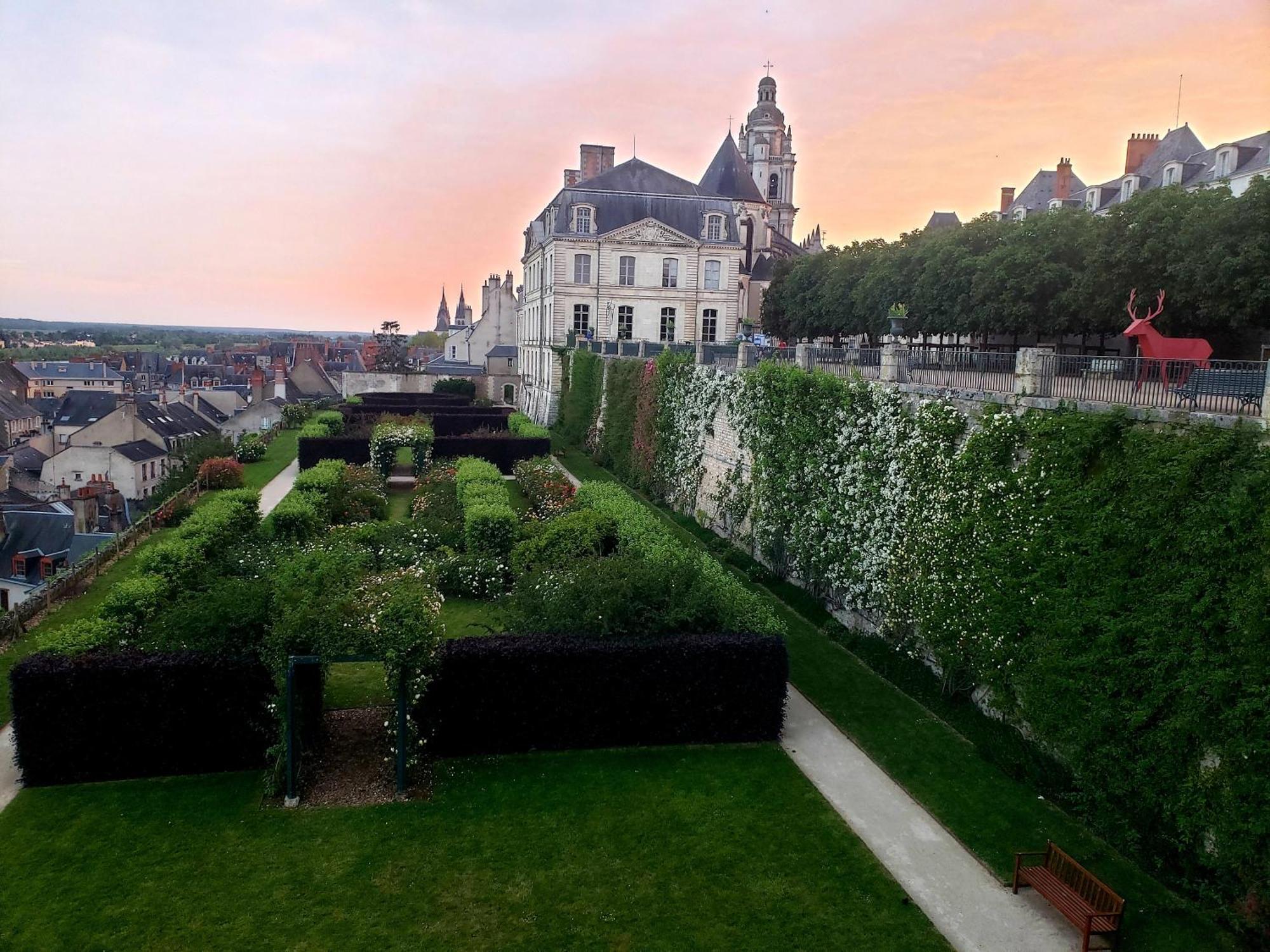 Appartamento Quartier Historique Studio Tout Confort Blois Esterno foto